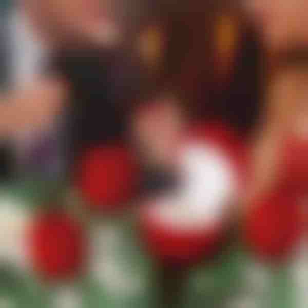 1 scatola per anelli con fiori di rosa in velluto | ROSABOX