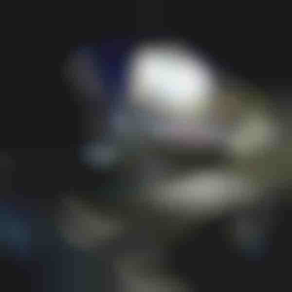 Ciondolo LED a attivazione tattile per zaini, borse e chiavi | HEARTIGLO